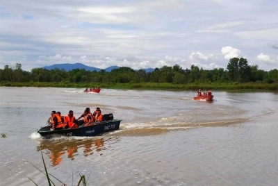 JBPM Pasir Puteh menafikan operasi menyelamat yang diadakan di Sungai Tok Ajam pada Selasa melibatkan kes individu dibaham buaya.