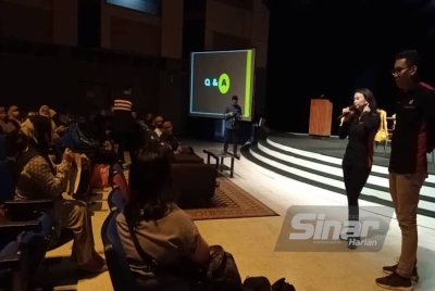 Taklimat SPR bersama petugas media di RTM Johor pada Khamis.