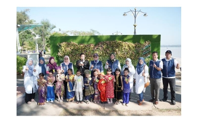 Seni dan budaya sebagai platform perpaduan.