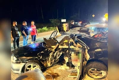 Keadaan kereta yang terlibat dalam kemalangan berkenaan.