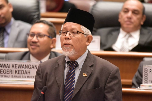 Exco Kesihatan dan Kerajaan Tempatan, Datuk Dr Mohd Hayati Othman