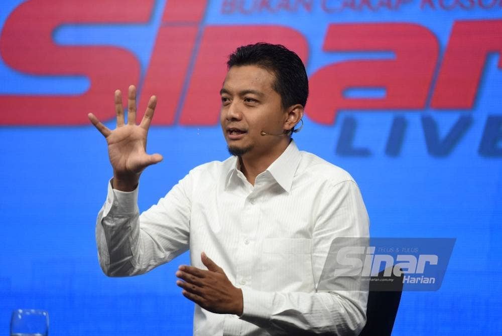 Mohd Syahir semasa Program Sinar Live bertajuk 'Pas 'king maker' PRU15?' yang disiarkan secara langsung di semua platform digital Sinar Harian, pada Rabu.- Foto Sinar Harian RAFEQ REDZUAN