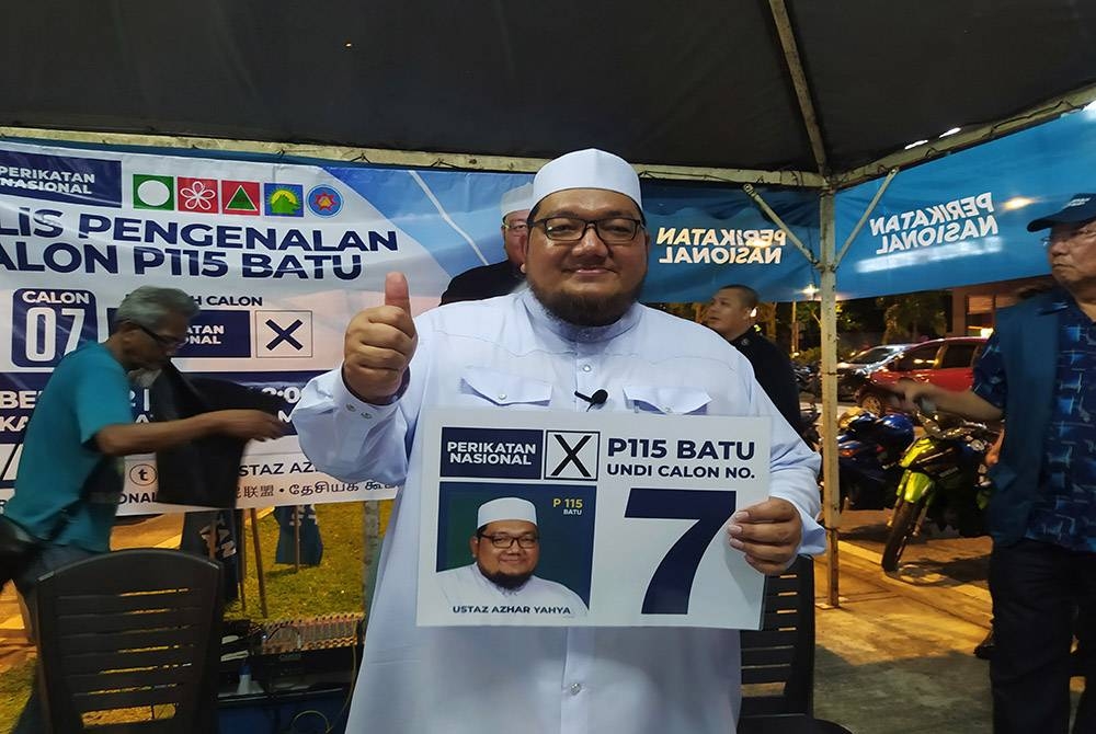 Azhar calon nombor tujuh Parlimen Batu.