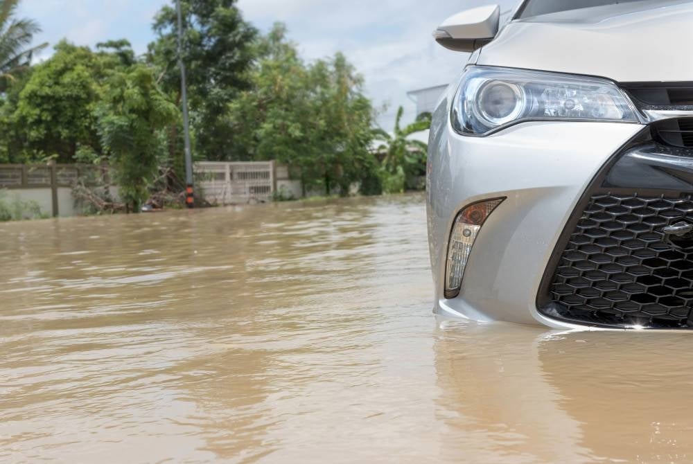 JPS keluarkan notis terbaharu berkenaan kesiapsiagaan kemungkinan berlakunya banjir kilat melibatkan empat daerah di tiga negeri iaitu Terengganu, Pahang dan Kelantan. - Foto 123RF