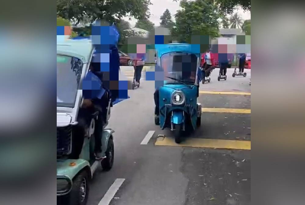 Rakaman video berdurasi satu minit 29 saat yang tular memaparkan sekumpulan individu berkempen di Taman Koperasi Polis Fasa 2 pada Ahad.