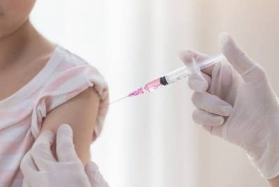 Kempen vaksinasi nasional untuk menangani taun dilancarkan pada Sabtu di utara Lubnan, yang dilanda teruk oleh penyakit itu sejak beberapa minggu lepas. - Gambar hiasan 12RF