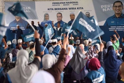 Muhyiddin dalam satu jelajah gabungan itu di Perak.