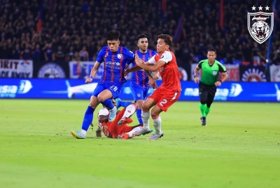 JDT yang juga finalis Piala Malaysia bakal berdepan Sabah FC dalam aksi separuh akhir pertama di Stadium Likas pada Selasa sebelum menanti kunjungan The Rhinos di Stadium Sultan Ibrahim pada Ahad. - Foto FB Johor Southern Tigers