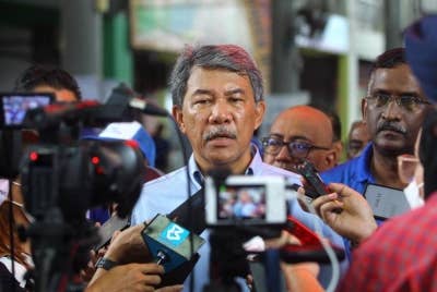 Mohamad ketika ditemui media pada program Tok Mat Bersama Calon Parlimen Port Dickson di Sunggala Gateway di sini pada Rabu.