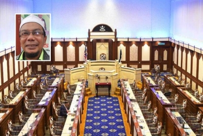 (Gambar kecil: Rosli) Setakat ini, belum ada sebarang perkembangan daripada BN Pahang berkaitan pembentukkan kerajaan negeri baharu. - Foto Bernama