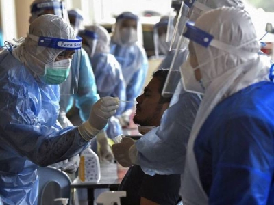 Sebanyak 2,516 kes baharu Covid-19 direkodkan pada Selasa dengan tiga daripadanya merupakan kes import. -Gambar hiasan 