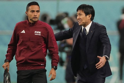 Moriyasu (kanan) yakin Jepun mampu melakar keputusan positif pada aksi menentang Costa Rica pada Ahad. - Foto EPA