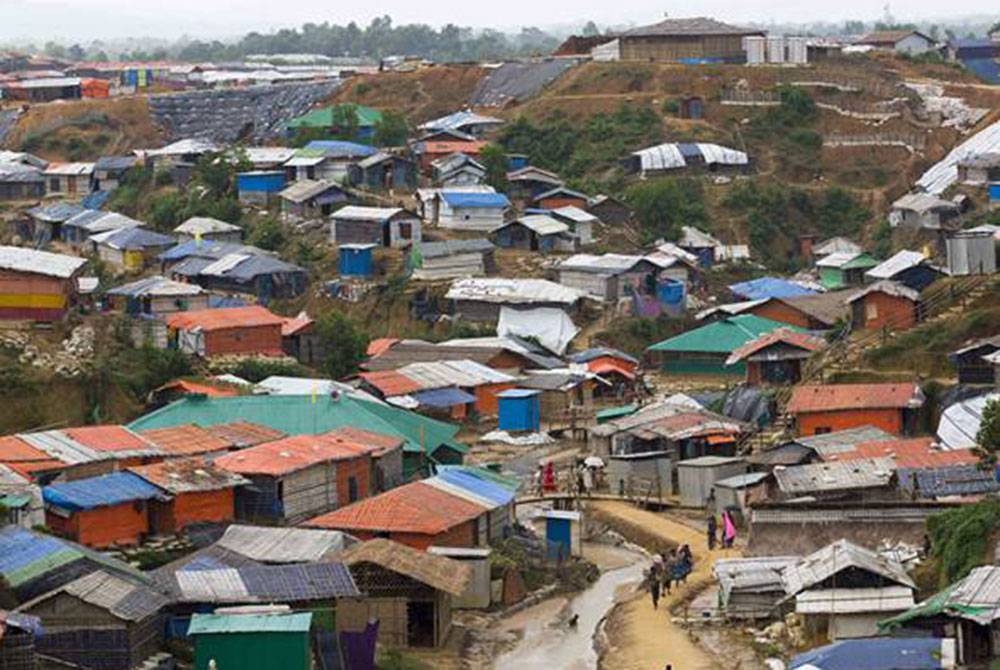 Des millions de personnes au Bangladesh ont perdu leur maison et leurs moyens de subsistance en raison des effets du changement climatique cette année.  - Tableaux décoratifs
