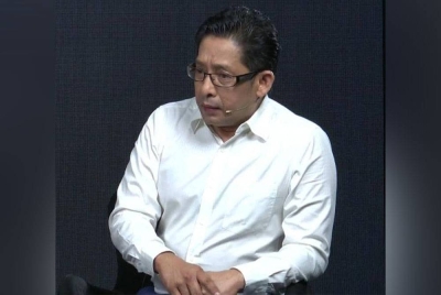 Eddin ketika program Di Sebalik Isu Bersama FY bertajuk 'Isu UEC, sampai bila?' yang dihoskan Finaz Yunus di Kompleks Kumpulan Karangkraf pada Jumaat.