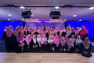 40 peserta dari Rumah Ngaji Al Kautsar hadir untuk mengikuti MQT2.0 secara bersemuka
di Kompleks Kumpulan Karangkraf.