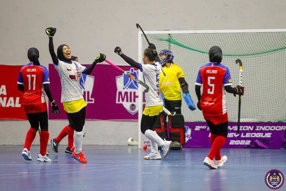 DBKL HT (jersi putih) akan membuat perhitungan dengan MOHC-MHA di perlawanan akhir pada Ahad.