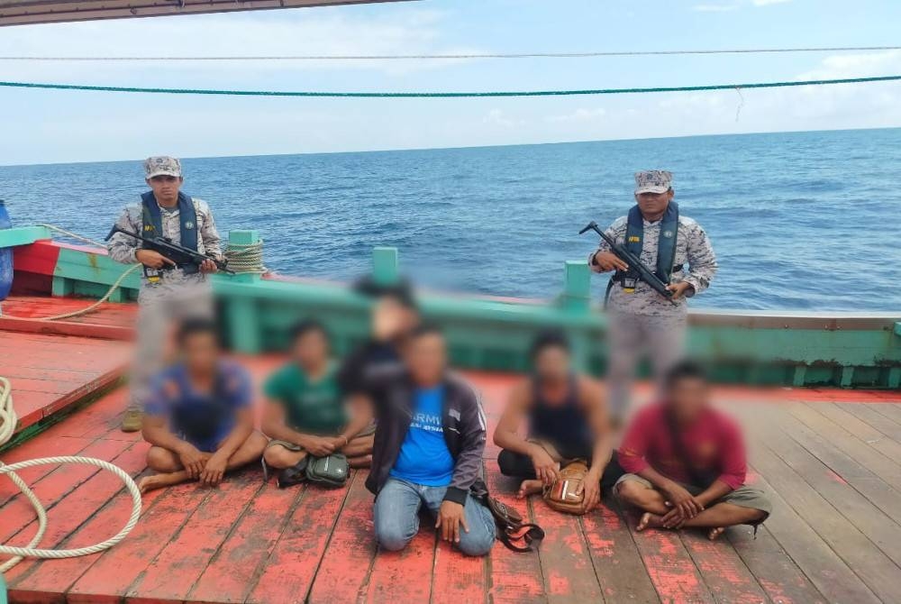 Enam nelayan warga Myanmar antara yang ditahan dalam Op Tanjung pada Jumaat lalu.