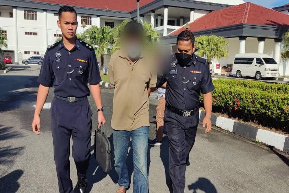 Tertuduh dibawa ke Mahkamah Sesyen Alor Setar pada Khamis.
