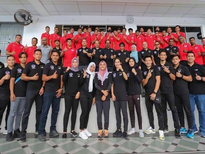 Subahan pada majlis menghargai skuad Piala Sultan Azlan Shah dan skuad Piala Asia Hoki Dalam Dewan Lelaki dan Wanita di Bukit Jalil pada Sabtu, Foto FB MHC.