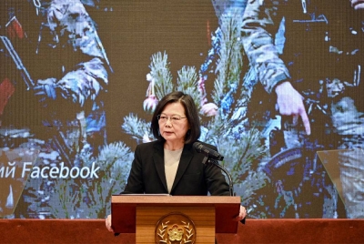 Ing-wen ketika membuat pengumuman itu pada Selasa. - Foto AFP