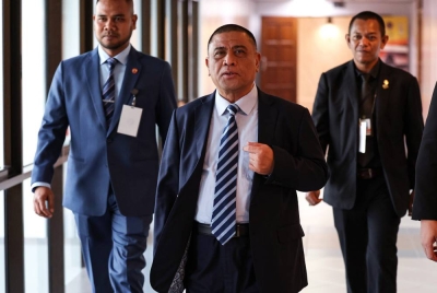 Saarani tiba di Dewan Negeri pada sesi penggulungan perbahasan Rang Undang-Undang (Enakmen) Perbekalan Perak 2023 dan Usul Kumpulan Wang Pembangunan 2023 di Bangunan Perak Darul Ridzuan hari ini. - Foto Bernama