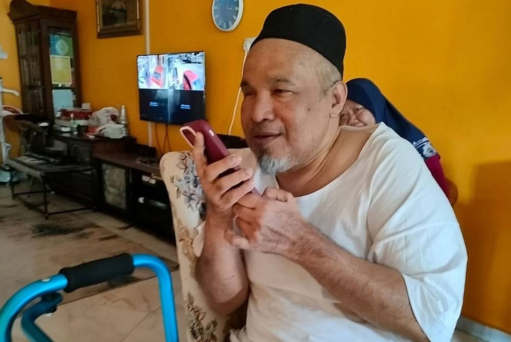 Fisal kekal aktif dalam NGO dan sukarelawan walaupun hilang penglihatan sejak 2015.