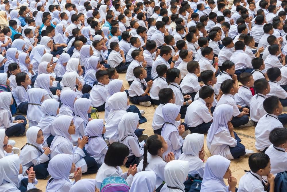 The Child Advocates and Civil Society Organisations menyatakan sokongan penuh mereka kepada kerajaan dalam inisiatif untuk memajukan kebaikan kanak-kanak di negara ini. - Gambar Hiasan