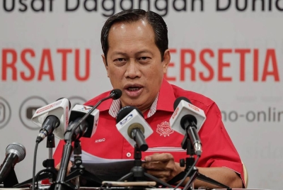 Ahmad pada sidang media sempena Perhimpunan Agung UMNO 2022 di Menara Dato Onn hari ini. - Foto Bernama