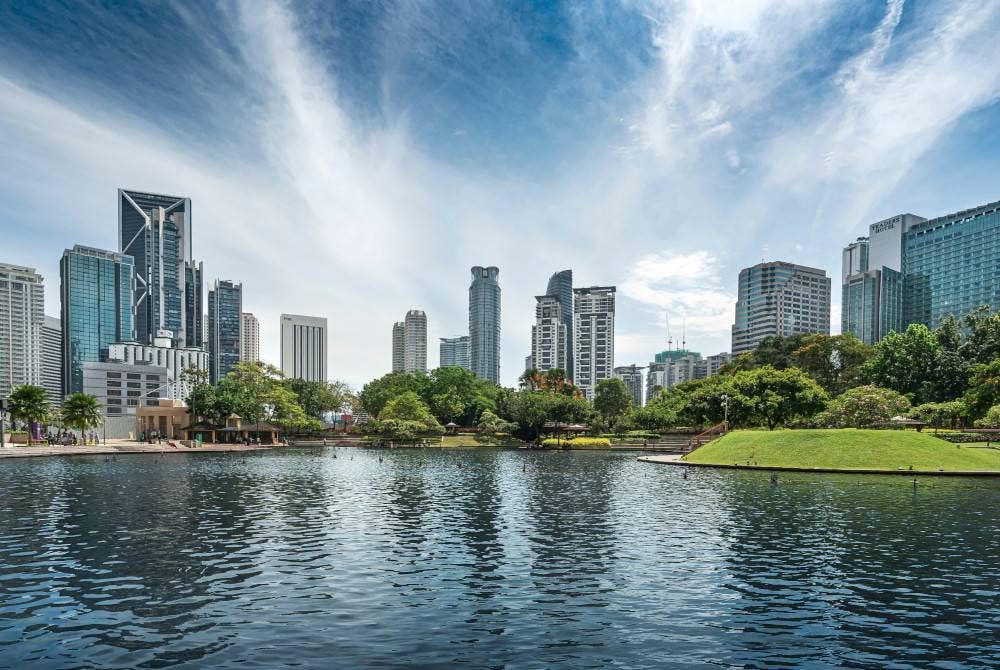 DBKL sediakan Belanjawan 2023 dengan peruntukan RM2.6 bilion merangkumi RM1.96 bilion atau 75.3 peratus untuk mengurus dan RM643.7 juta atau 24.7 peratus untuk pembangunan ibu kota. - Foto 123RF