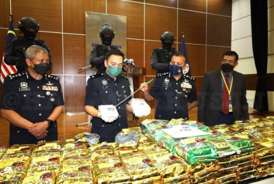 JSJN menumpaskan 229 sindiket dadah pada tahun lalu. - Foto Facebook JSJN