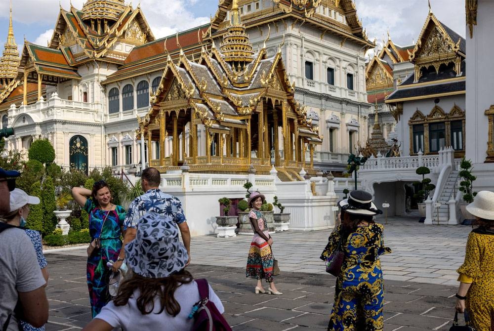 China merupakan sumber pelancong asing terbesar di Thailand dengan mencatatkan 11 juta ketibaan pada 2019. - AFP