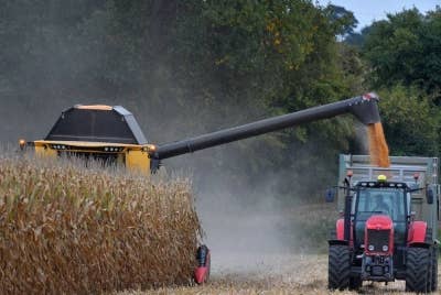 Harga bijirin melonjak selepas Rusia mengenakan sekatan eksport Ukraine. - AFP