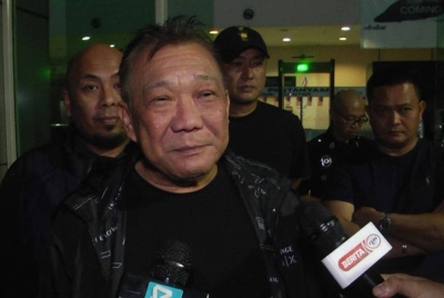 Bung Moktar ketika ditemui pemberita di KKIA Kota Kinabalu.