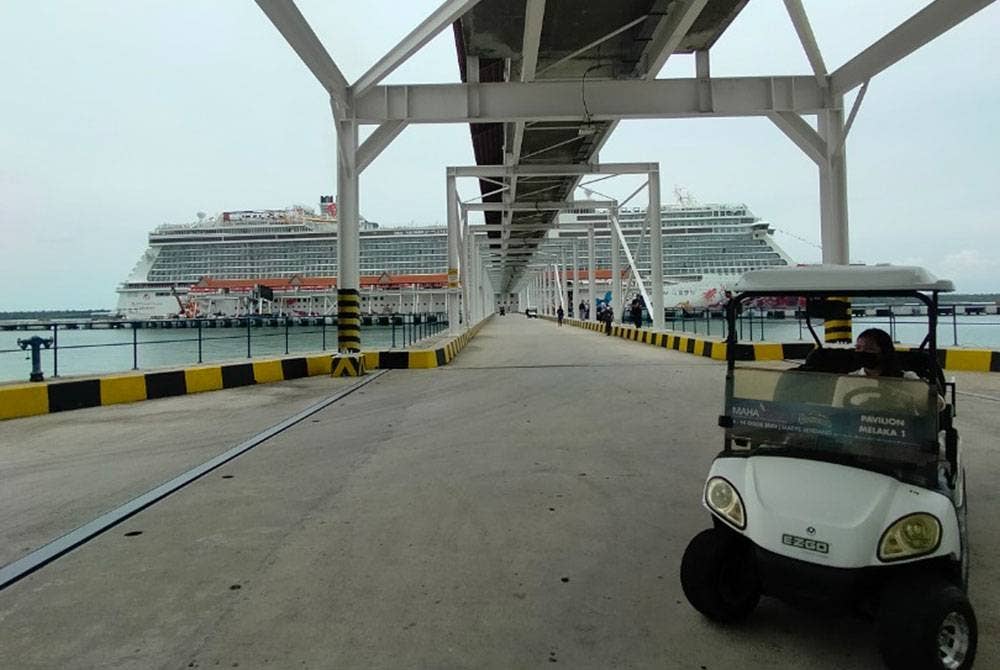 Pelancongan pelayaran melalui Terminal Kapal Persiaran Pelabuhan Klang. menjadi antara tarikan pelancongan di Selangor