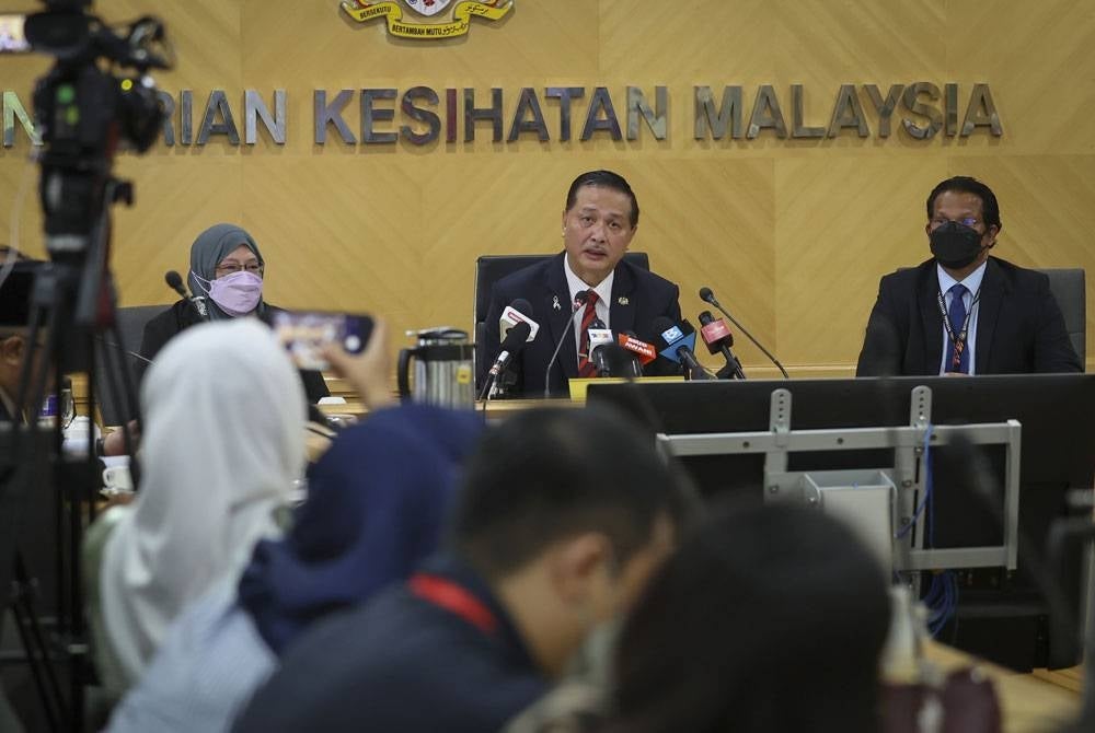 Dr Noor Hisham semasa sidang media pada sesi libat urus Kementerian Kesihatan bersama media hari ini di Kementerian Kesihatan. Foto Bernama