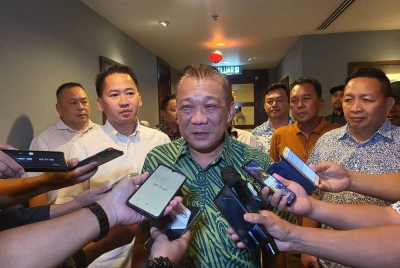 Bung Moktar ketika ditemui pemberita di Kota Kinabalu.