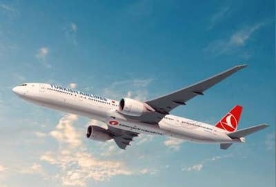 Pesawat Turkish Airlines - Gambar hiasan
