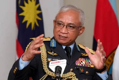 Jeneral Tan Sri Affendi Buang.