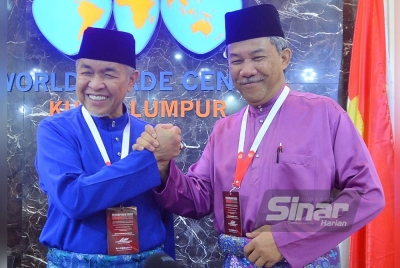 Ahmad Zahid (kiri) dan Mohamad - Foto Sinar Harian ROSLI TALIB