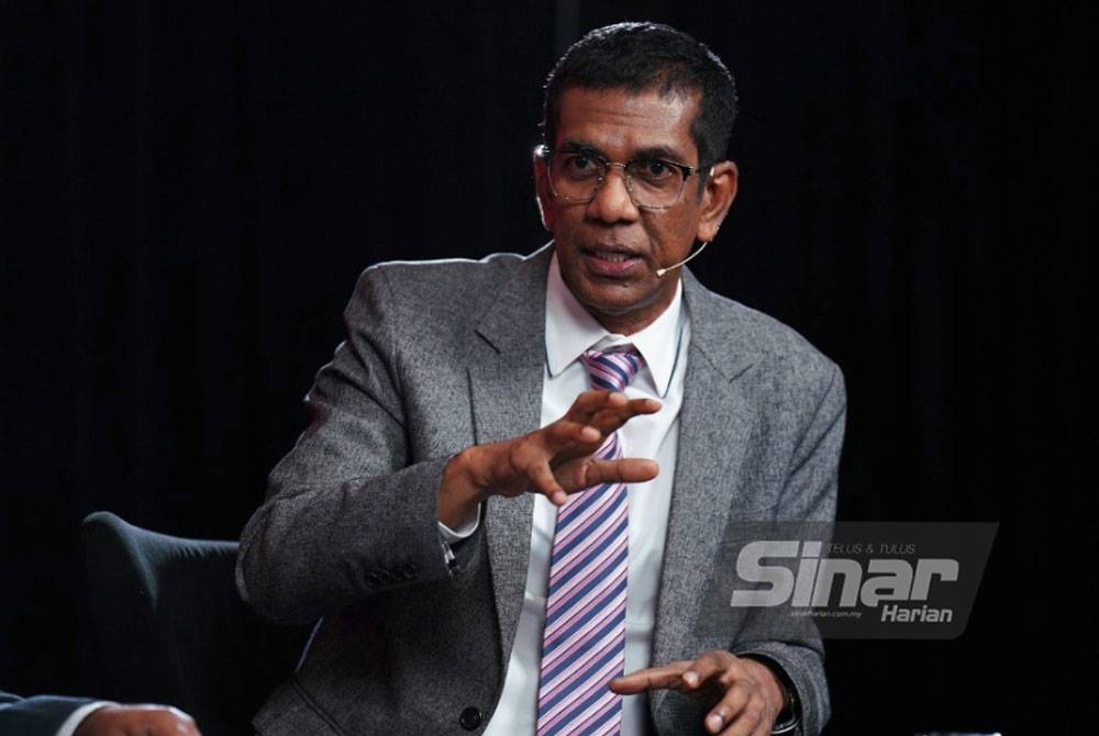 Jahaberdeen ketika Wacana Sinar ke-379 bertajuk ‘Politik: Bergolak Tak Sudah’ yang diadakan di Kompleks Karangkraf, Shah Alam pada Selasa.