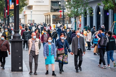China kini menyaksikan pertumbuhan negatif pada 2022, penurunan populasi paling rendah dalam tempoh lebih enam dekad. - Foto 123RF