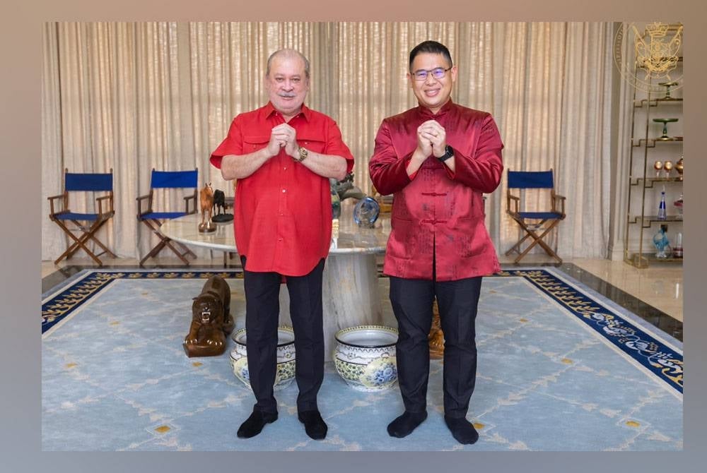 Sultan Ibrahim menerima menghadap ADUN Yong Peng pada Sabtu. - Foto Facebook Sultan Ibrahim Sultan Iskandar