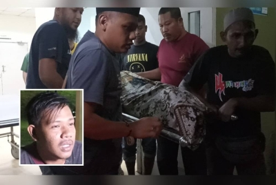 Jenazah nahas kemalangan dua kenderaan dekat Kahang dibawa keluar dari Unit Perubatan Forensik Hospital Enche' Hajjah Besar Kalsom, Kluang. Gambar kecil: Mohd Arifin