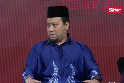 Ahmad Jailani ketika dalam program Wacana Sinar ke-380 bertajuk ‘Poligami: 2, 3 dan 4, bukan perampas’ yang diadakan di Kompleks Karangkraf di sini pada Selasa.