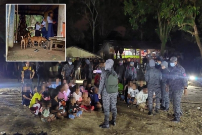 Jabatan Imigresen Malaysia, Negeri Sembilan gempur penempatan haram PATI. - Foto Ihsan JIM Negeri Sembilan (Gambar kecil : Penempatan ini telah menjadi satu perkampungan yang memiliki kemudahan persekolahan mengikut silibus pendidikan negara jiran.)