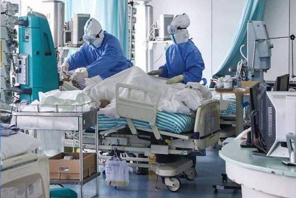 Sebanyak 372 pasien Covid-19 dirawat di rumah sakit dengan enam pasien dirawat di unit perawatan intensif (ICU).