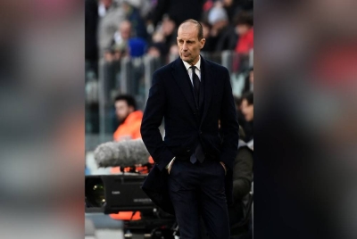 Allegri mahu para pemain fokus bagi mengelak Juventus tersingkir daripada saingan Serie A. - Foto AFP
