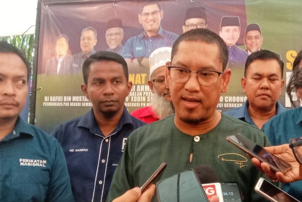 Ahmad Faizal ketika bercakap kepada media selepas Majlis Semarak Kebangkitan Rakyat Negeri Sembilan pada Ahad.