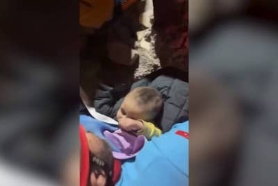 Bunyi yang didengari anggota penyelamat berjaya membawa kepada penemuan Hamza. - Foto Agensi