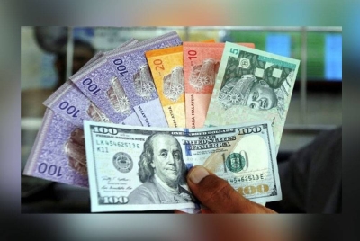 Ringgit dibuka rendah berbanding dolar AS hari ini